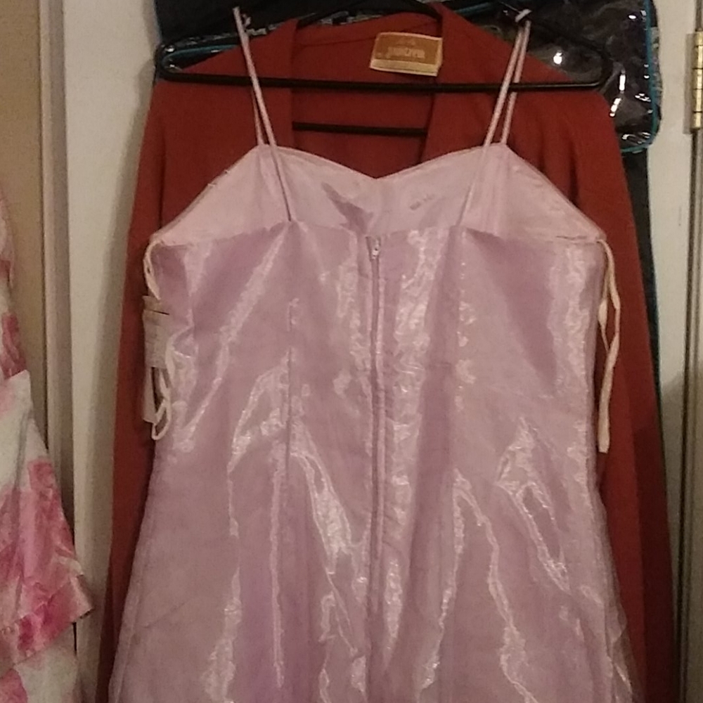 Dress - Picture 5 of 8